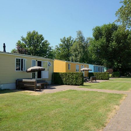 Hotel Recreatiepark De Lucht Renswoude Exterior foto